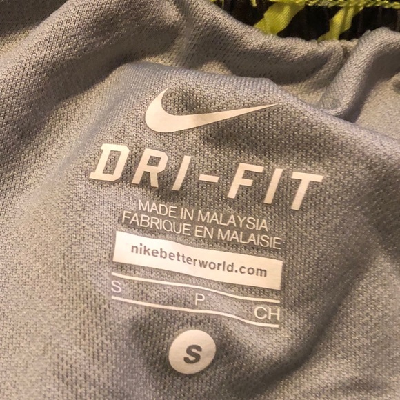 Nike Dri-Fit Athletic Shorts - Picture 3 of 3